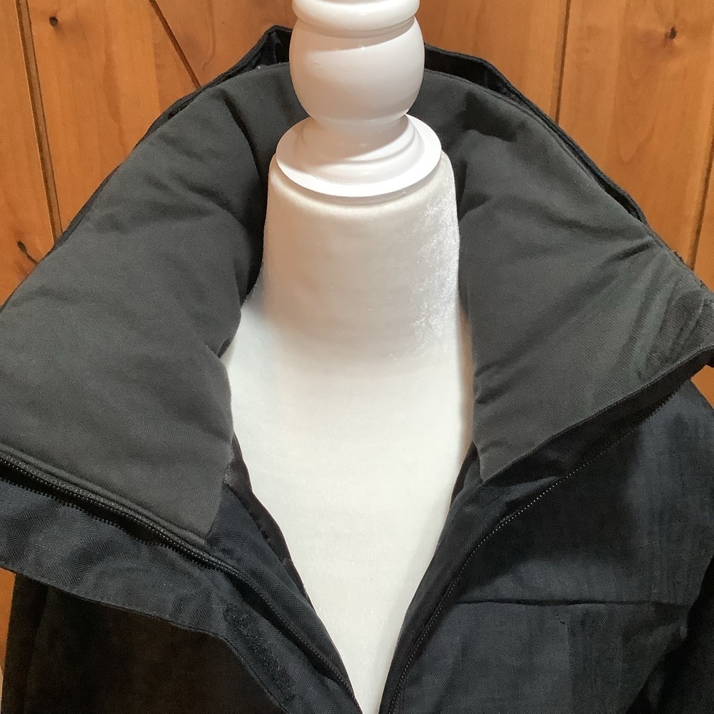 Helly Hansen Helly Tech Performance Ski/Snowboarding Jacket - Picture 7 of 11